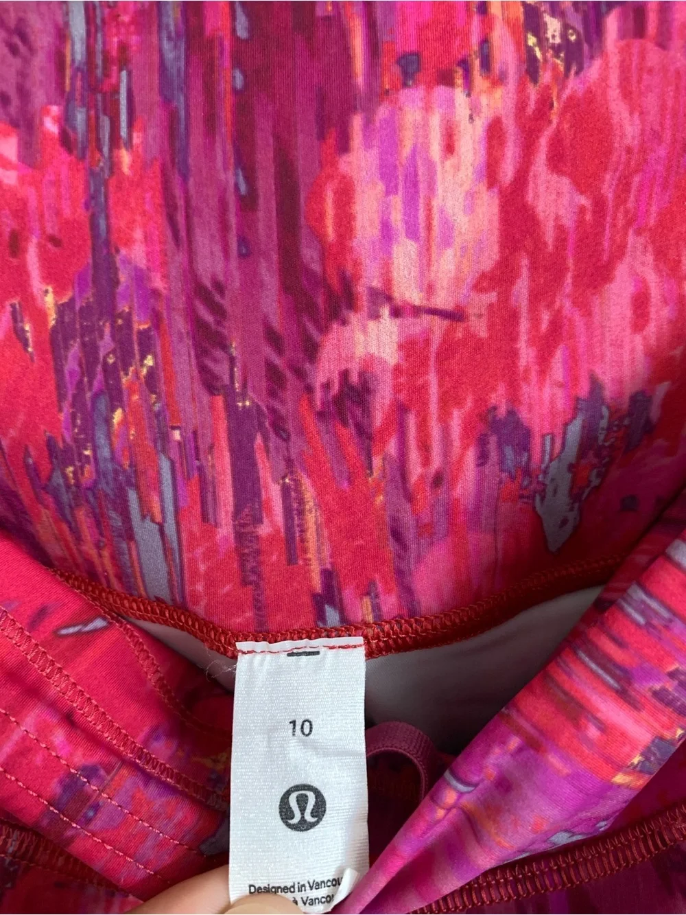 lululemon athletica excellent like